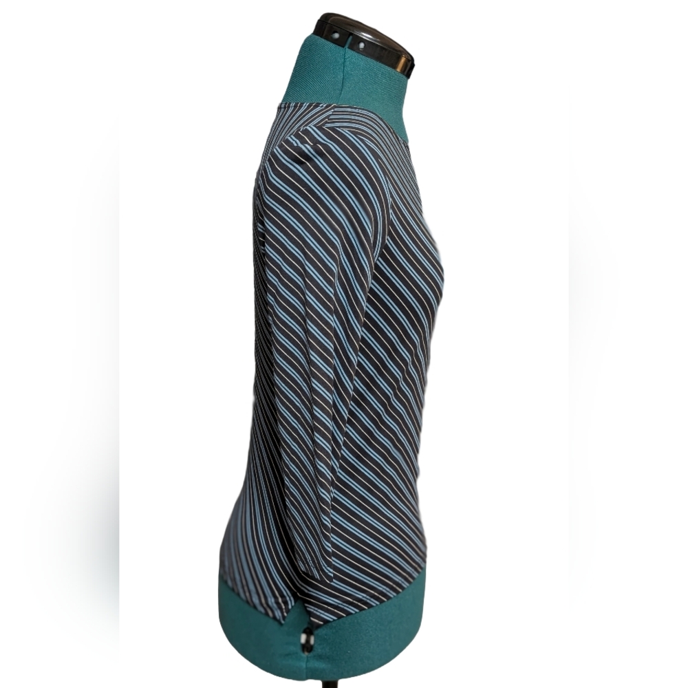 The Limited Stretch Collection Diagonal Striped 3/4 Sleeve Top - Picture 6 of 9